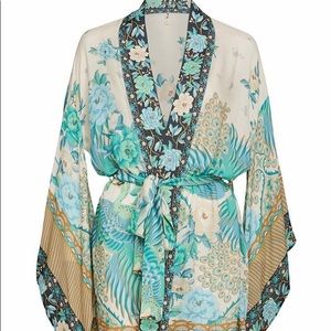 Spell & gypsy collective cloud dancer short kimono